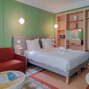 Ammi Lafayette Hotell